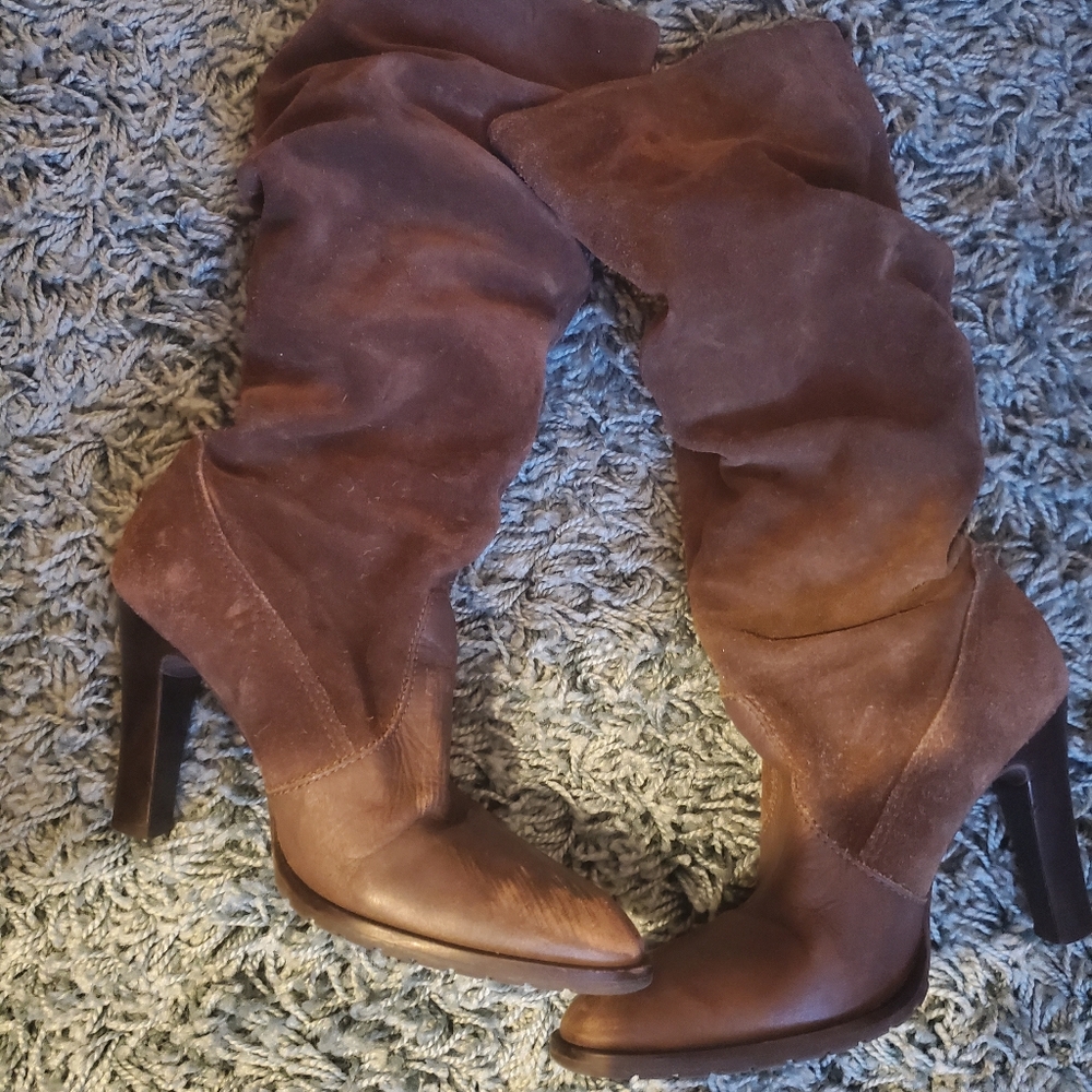 Boots - Picture 2 of 3